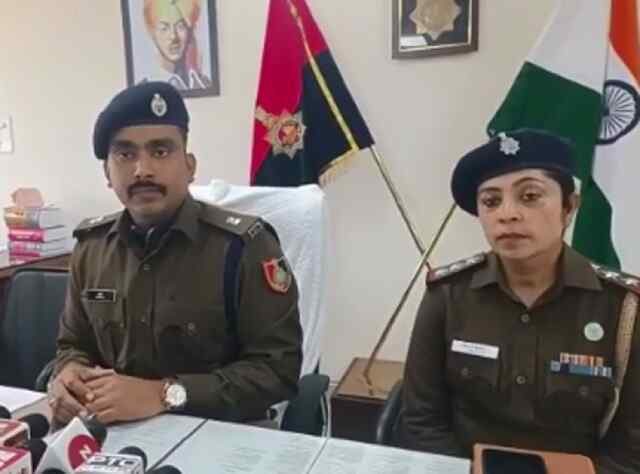 स्नैचिंग की वारदातों को अंजाम देने वाले बंटी बबली गिरफ्तार, देखें वीडियो