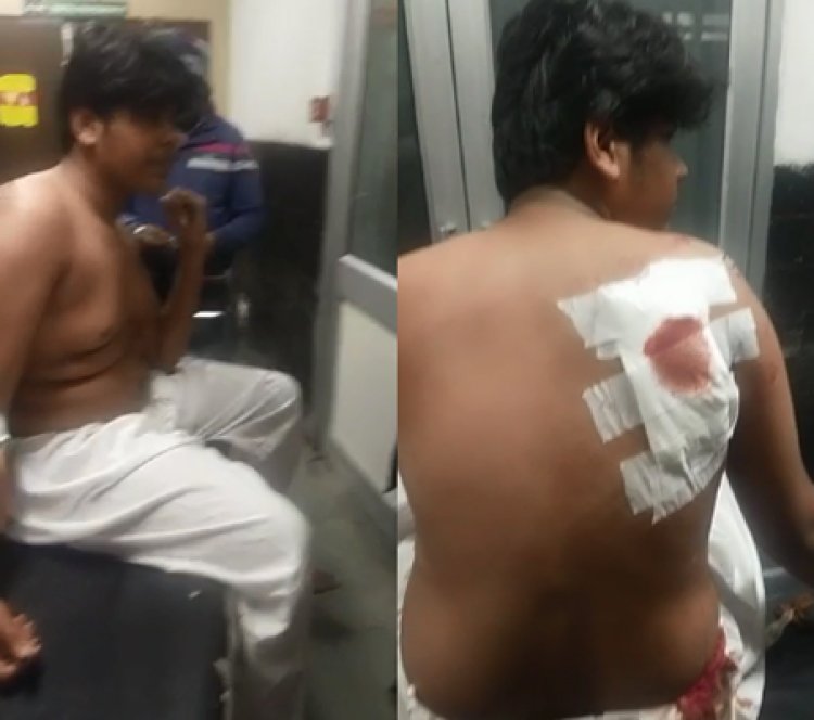 स्कूल के बाहर तेजधार हथियारों से स्टूडेंट पर हमला, देखें वीडियो