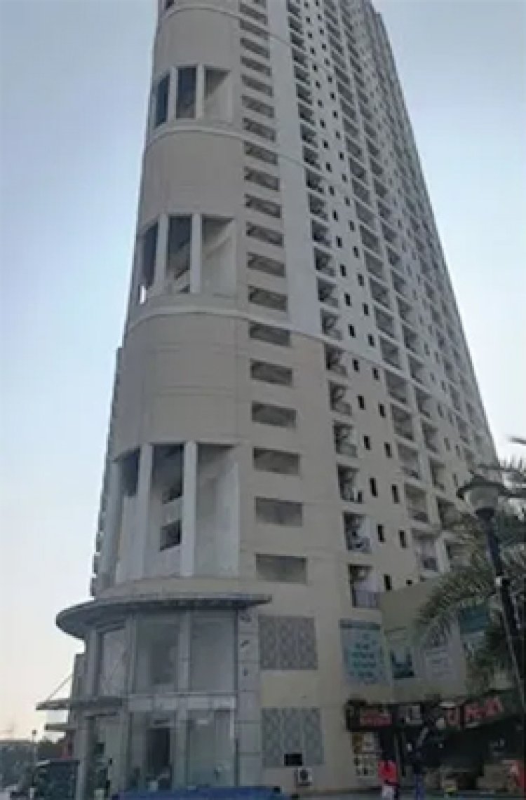 गर्लफ्रैंड को रूम में बुला 20वीं मंजिल से सॉफ्टवेयर इंजीनियर ने लगाई छलांग, मौत