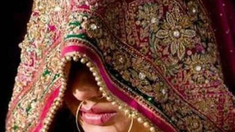 घूंघट उठाते ही ससुरालवालों के उड़े होश, दूल्हा बोला- मैं सुसाइड कर लूंगा