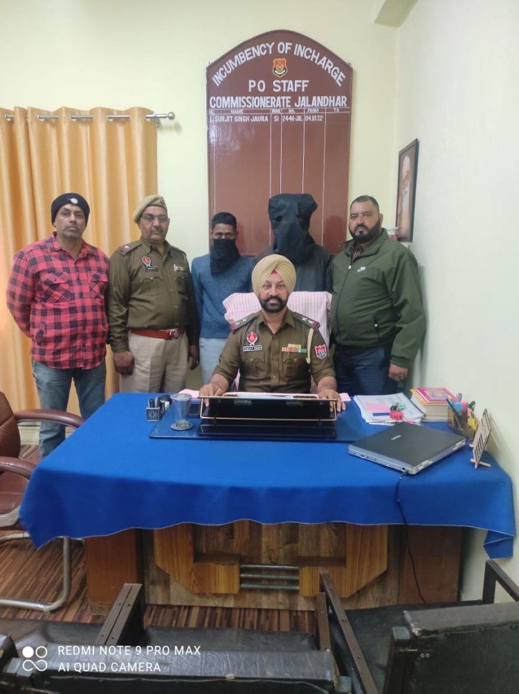 अलग-अलग मामलों में दो वांछित भगोड़े गिरफ्तार