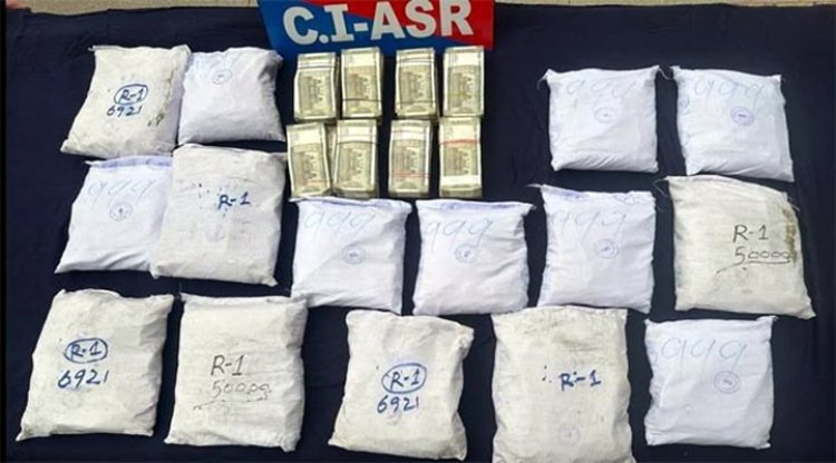 पुलिस ने 15 किलो हेरोइन और लाखों की ड्रग मनी सहित युवक को किया गिरफ्तार