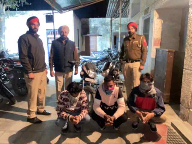 जालंधरः चोरी की बाइक सहित 3 गिरफ्तार