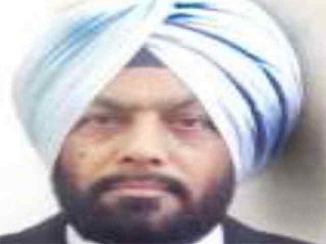 पंजाबः पूर्व जज ने की आत्महत्या, पूर्व SSP और को-ऑपरेटिव बैंक के कर्मचारी पर लगाए आरोप