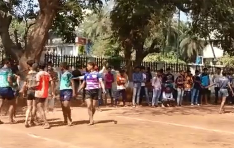 टूर्नामेंट दौरान 20 वर्षीय कबड्डी खिलाड़ी की मौत, देखें वीडियो