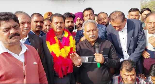 हाई वोल्टेज ड्रामे के बाद हरभजन चौधरी चुने गए ट्रक यूनियन के प्रधान