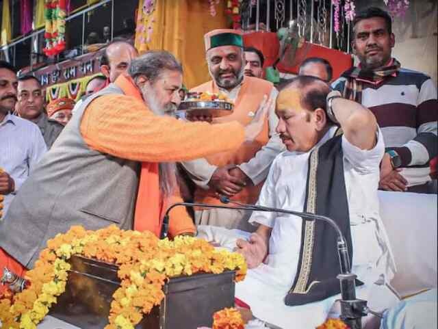 श्रीमद्भगवत कथा के सातवें दिन सुदामा चरित्र, परीक्षित मोक्ष आदि कथाओं का वर्णन किया