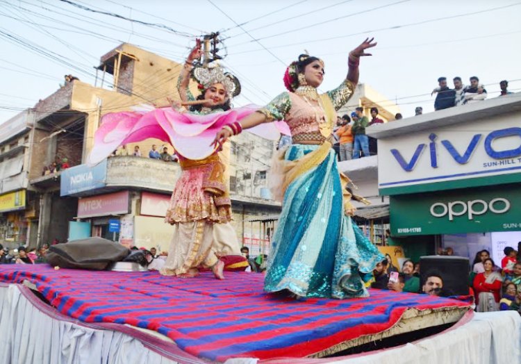 शिवरात्रि के उपलक्ष में ऊना में निकली भव्य शोभायात्रा