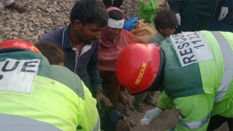 बड़ा हादसाः जाफर एक्सप्रेस में विस्फोट से 2 यात्रियों की मौत, देखें वीडियो
