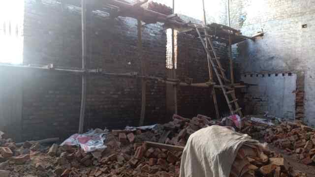 बिल्डिंग विभाग में पूर्व अधिकारी के साथ सैंटिग कर बनाई जा रही थी 40 दुकानों की मार्किट 