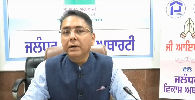 जालंधर पहुंचे कैबिनेट मंत्री अमन अरोड़ा ने करप्शन को लेकर विपक्ष का किया घेराव, देखें वीडियो
