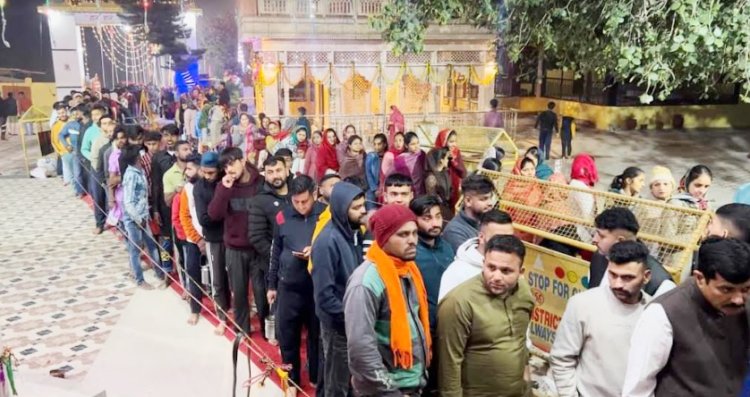 जिला भर के शिव मंदिरों में महाशिवरात्रि पर लगा भक्तों का तांता