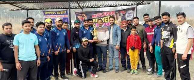 कुटलैहड़ प्रीमियर लीग सीजन 2 का फ़ाइनल बाबू गंगा दास चलोला के नाम रहा