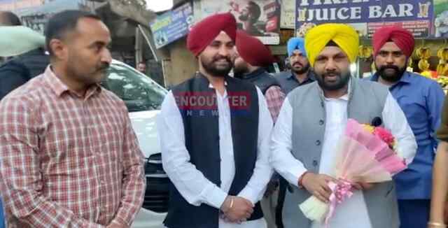 ਲੋਕ ਨਿਰਮਾਣ ਮੰਤਰੀ ਨੇ ਗੜ੍ਹਸ਼ੰਕਰ-ਸੰਤੋਖਗੜ੍ਹ ਸੜਕ ਦੇ ਨਿਰਮਾਣ ਕੰਮ ਦੀ ਕਰਵਾਈ ਸ਼ੁਰੂਆਤ
