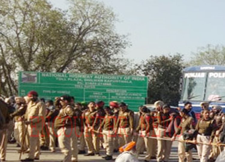 पंजाबः अमृतसर-जालंधर जीटी रोड जाम, भारी पुलिस फोर्स तैनात, देखें वीडियो