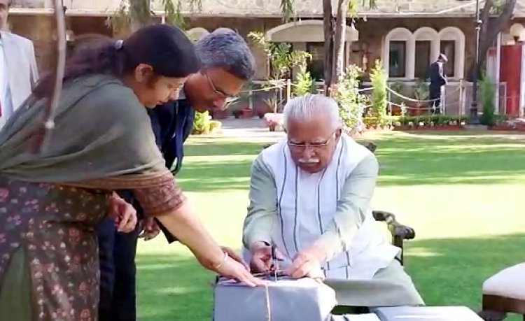 हरियाणा सरकार का बजट आज, सीएम खट्टर ने लोगों के सुझाव किए शामिल, देखें वीडियो