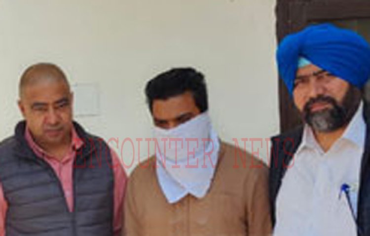 पंजाबः राजस्व विभाग का कानूनगो रिश्वत लेते गिरफ्तार