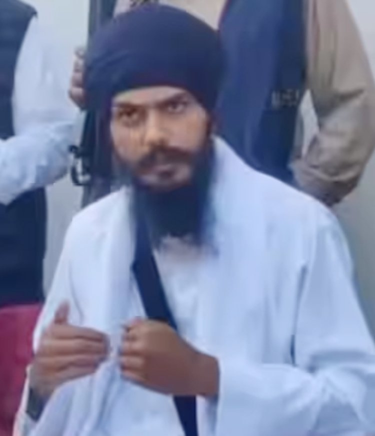 पंजाब: अमृतपाल सिंह पर प्रशासन की बड़ी कार्रवाई