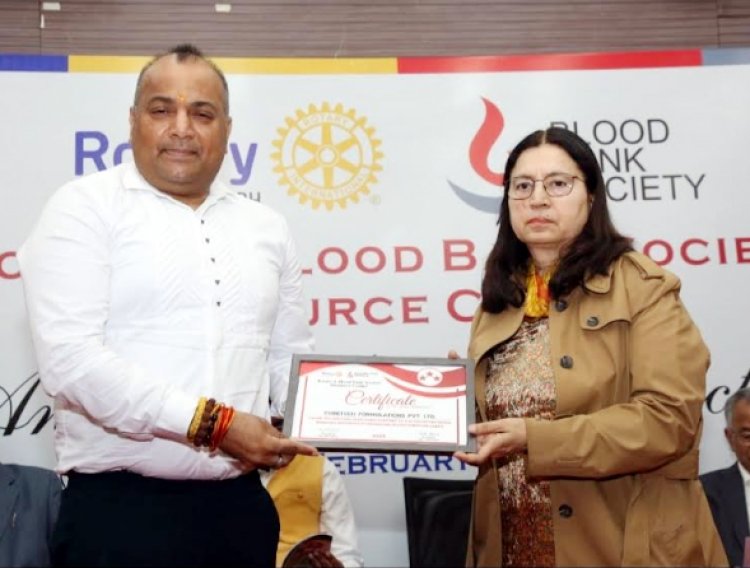 रोटी क्लब व ब्लड बैंक सोसायटी ने सुमित सिंगला को स्टार अवॉर्ड देकर किया सम्मानित