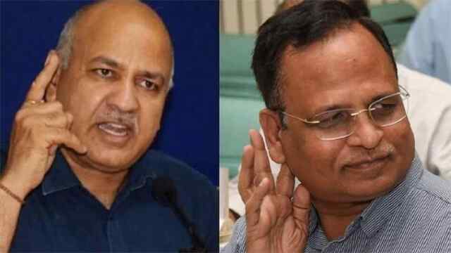 बड़ी ख़बरः मनीष सिसोदिया और सत्येंद्र जैन ने दिया इस्तीफा