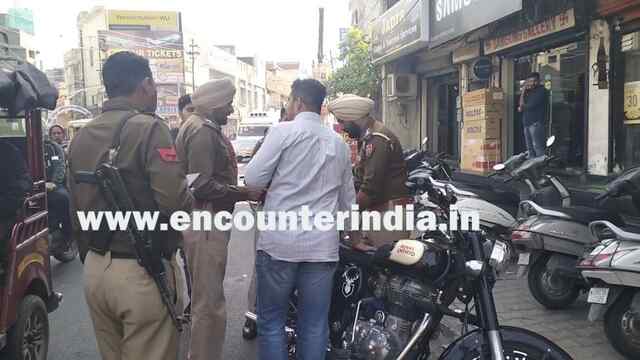 होशियारपुरः बुलेट पर पटाखे बजाने के खिलाफ पुलिस की कार्रवाई, किया जब्त, देखें वीडियो