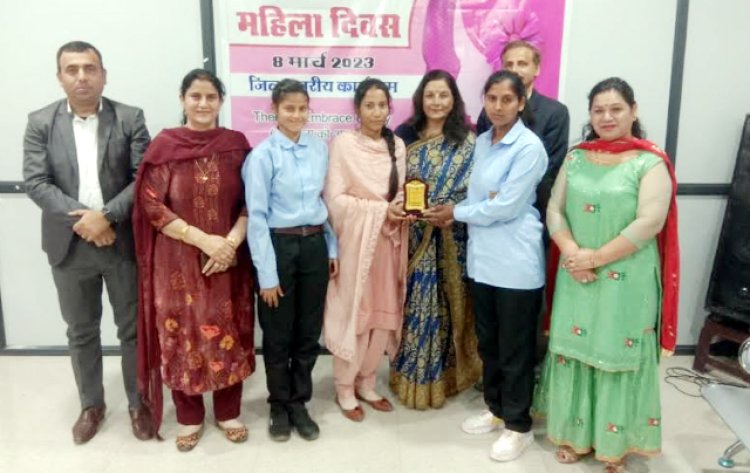 स्वास्थ्य विभाग द्वारा मनाया गया महिला दिवस
