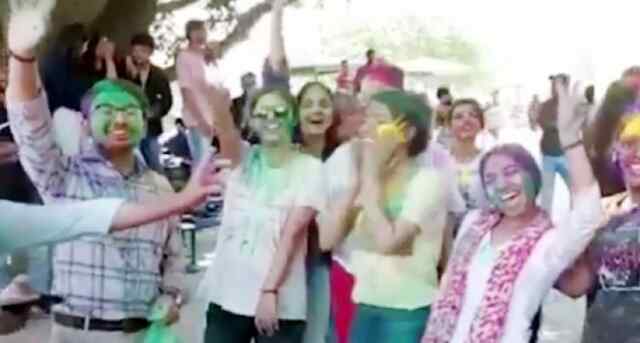 पंजाबः होली को लेकर पुलिस ने इन जगह पर की नाकेबंदी, देखें वीडियो
