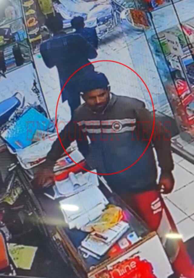 पंजाबः शास्त्री मार्किट में दुकान से मोबाइल लेकर चोर फरार, देखें CCTV