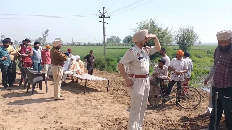 ਪੰਜਾਬ : ਨਾਜਾਇਜ਼ ਕਬਜ਼ੇ ਨੂੰ ਲੈ ਕੇ ਦੋ ਧਿਰਾਂ ਹੋਈਆਂ ਆਹਮੋ-ਸਾਹਮਣੇ, ਦੇਖੋ ਵੀਡਿਓ