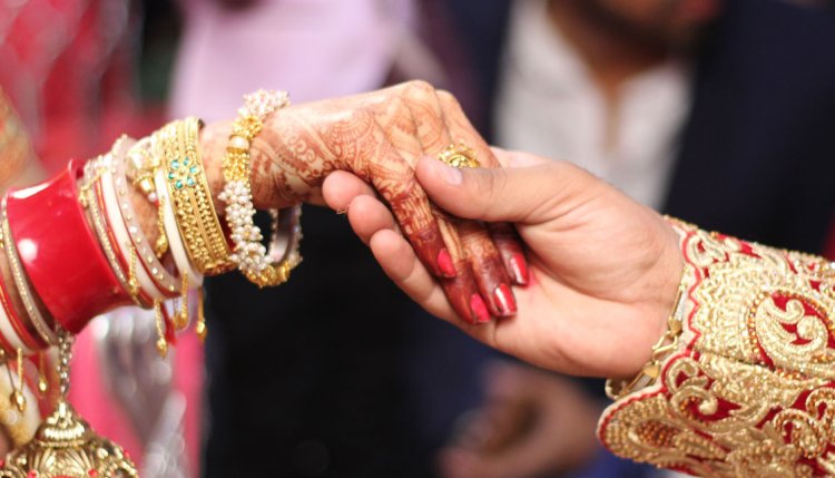 हनीमून से घर लौटते ही दु्ल्हन ने दर्ज कराई FIR, जानें मामला