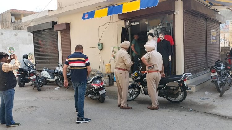 जालंधरः गोल मार्किट में चोरों का धावा, लाखों के कपड़े लेकर हुए फरार