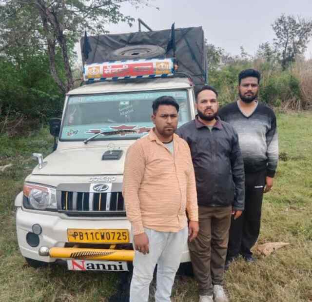 चौकी मनियार से पशु तस्कर जाहिद और आरिफ काबू