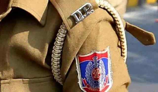 बड़ी ख़बरः CBI की एंटी-करप्शन ब्रांच 2 पुलिसकर्मियों को किया गिरफ्तार 