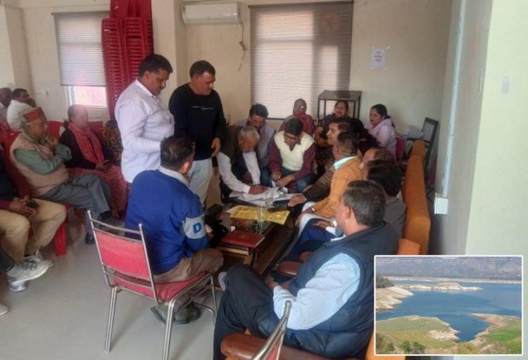 15 लाख की अपेक्षा 23 लाख में नीलाम हुआ धवेडा अदरोली रायपुर घाट, 18 लाख में नीलाम लठियानी मदली 