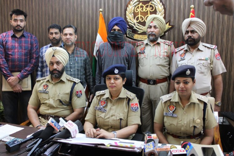 पंजाबः अमृतपाल सिंह के AKF ग्रुप की ऑडियो आई सामने, SSP अमनीत कौंडल ने किए कई बड़े खुलासें, देखें वीडियो
