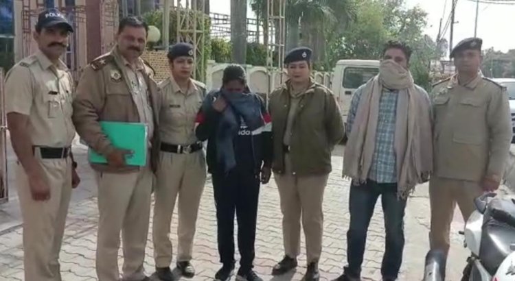 फैमिली के रूप में आ रहे हैं चिट्टे के सौदागर