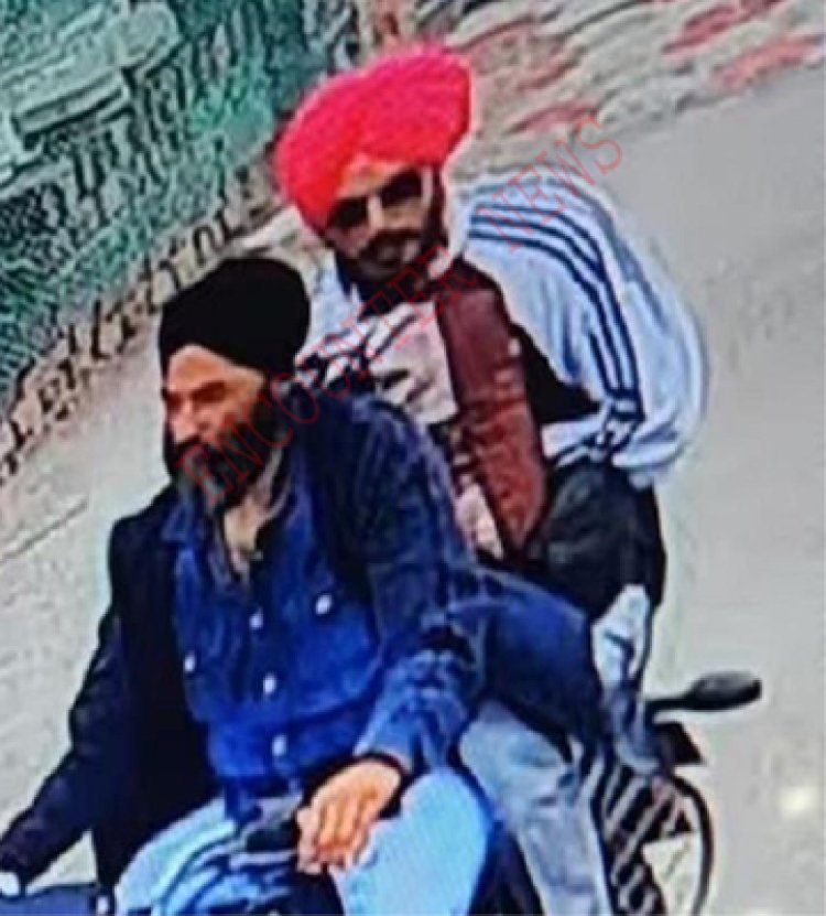 पंजाबः बाइक पर अमृतपाल सिंह के घूमने की तस्वीर का असल सच आया सामने