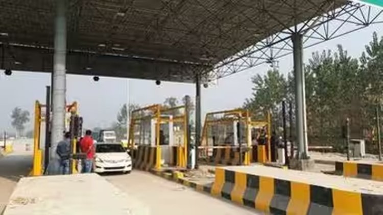 बड़ी ख़बरः इस दिन से सफर करना होगा महंगा, टोल टैक्स में इतने फीसदी होगी बढ़ौतरी