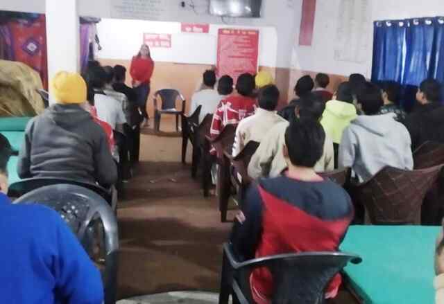 पुलिस ने नशा निवारण केन्द्र का किया निरीक्षण