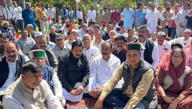 राहुल गांधी की सदस्या रद्द किया जाना लोकतंत्र की हत्या करना: मुकेश अग्निहोत्री 