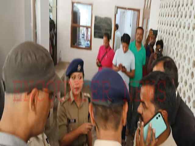 बड़ी ख़बरः कोर्ट में पेशी पर आए शख्स का गोली मारकर कत्ल