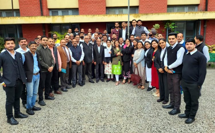 जिला बार एसोसिएशन के संजीव कुमार फांडा अध्यक्ष व नरेंद्र हरिपाल उपाध्यक्ष नियुक्त