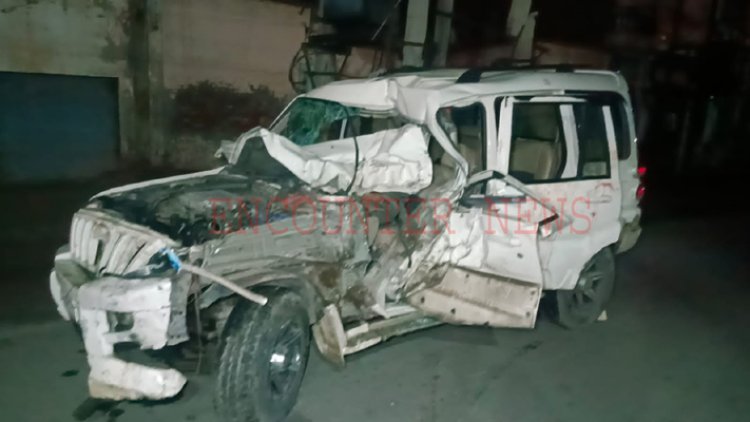 जालंधरः किशनपुरा रोड पर कैंटर और स्कॉर्पियो की भयानक टक्कर, गाड़ी के उड़े परखच्चे, देखें वीडियो