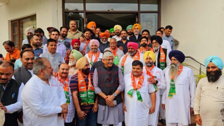 पंजाबः कांग्रेस ग्रामीण कमेटी के प्रधान, पंच व सरपंच साथियों सहित भाजपा में हुए शामिल