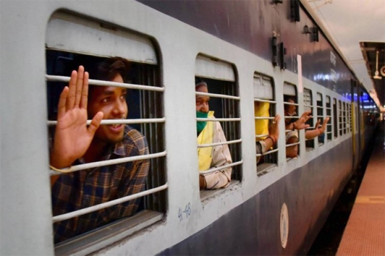 IRCTC का खास टूर पैकेजः वैष्णो देवी, अयोध्या सहित इन धामों की आप कर सकते हैं यात्रा