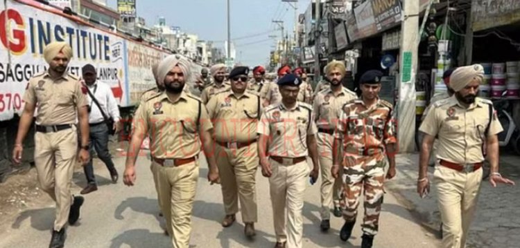 पंजाबः पुलिस की बड़ी कार्रवाई! 5869 घरों की ली तालाशी, 322 लोगों को किया राउंडअप