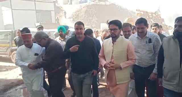 पंजाबः कंन्द्रीय मंत्री अनुराग ठाकुर ने फोरलेन का किया दौरा, देखें वीडियो