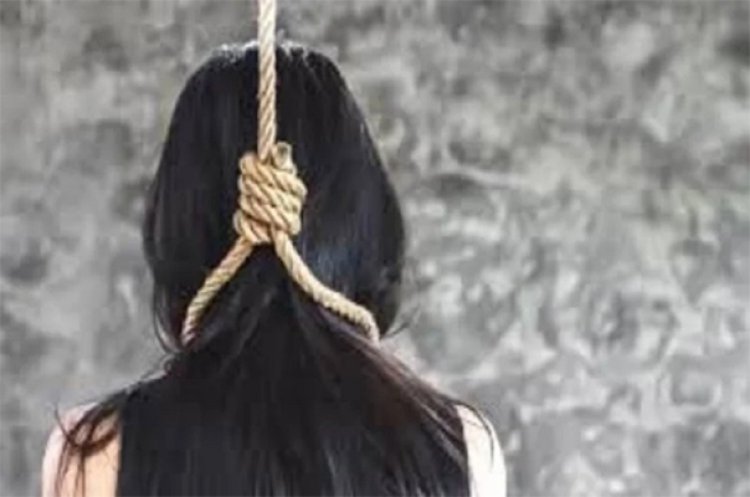 कॉलेज छात्रा ने की आत्महत्या, चौकाने वाला हुआ खुलासा