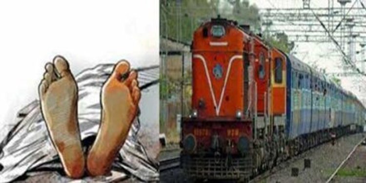 ट्रेन के आगे कूदे युवक-युवती, मौत