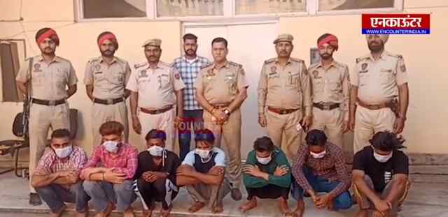 ਪੰਜਾਬ : ਦਹਿਸ਼ਤ ਦਾ ਮਾਹੌਲ ਬਣਾਉਣ ਦੇ ਮਾਮਲੇ ਵਿੱਚ 12 ਗੁੰਡਿਆਂ ਤੇ ਕੀਤਾ ਮਾਮਲਾ ਦਰਜ, 7 ਗਿ੍ਰਫਤਾਰ, ਦੇਖੋ ਵੀਡਿਓ